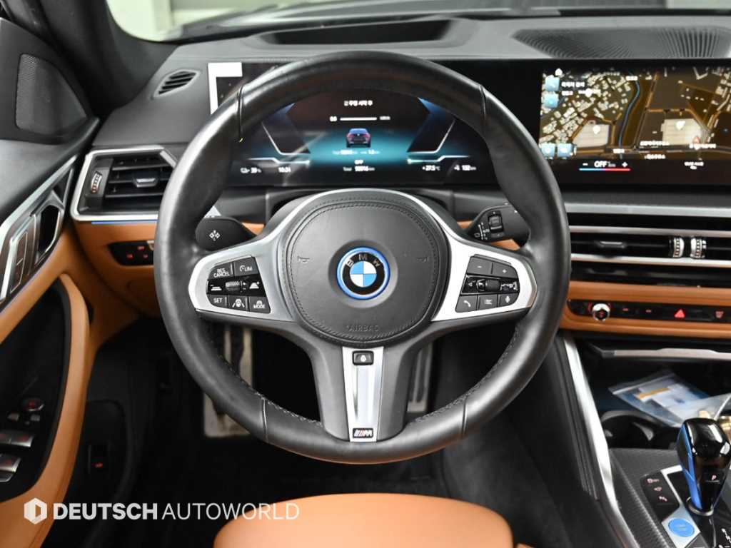 BMW i4 — photo 13