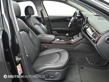 Audi A8 — photo 10