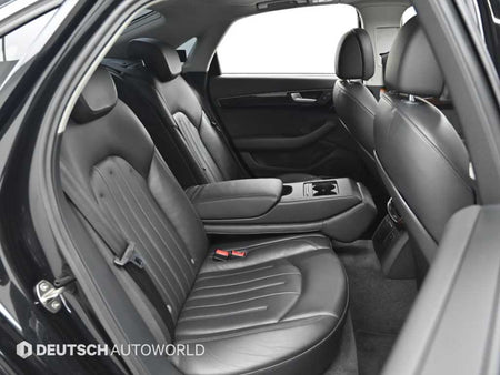 Audi A8 — photo 12