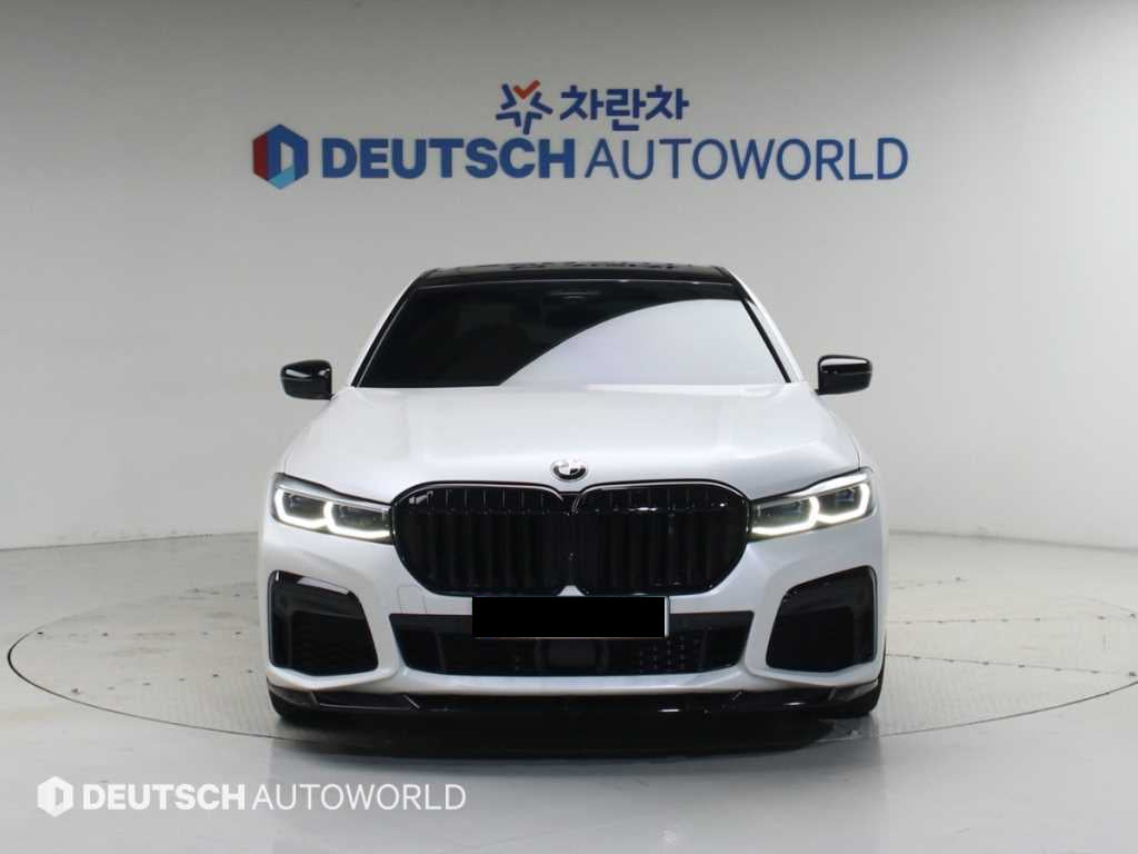BMW 7-Series — photo 03