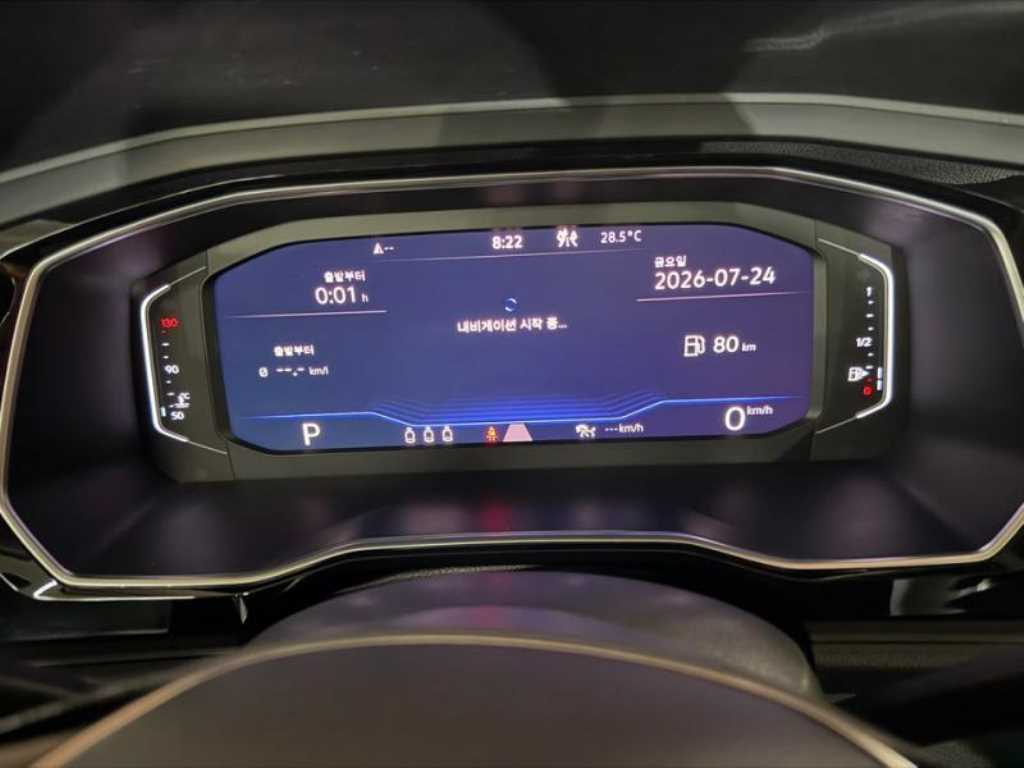 Volkswagen Jetta — photo 09
