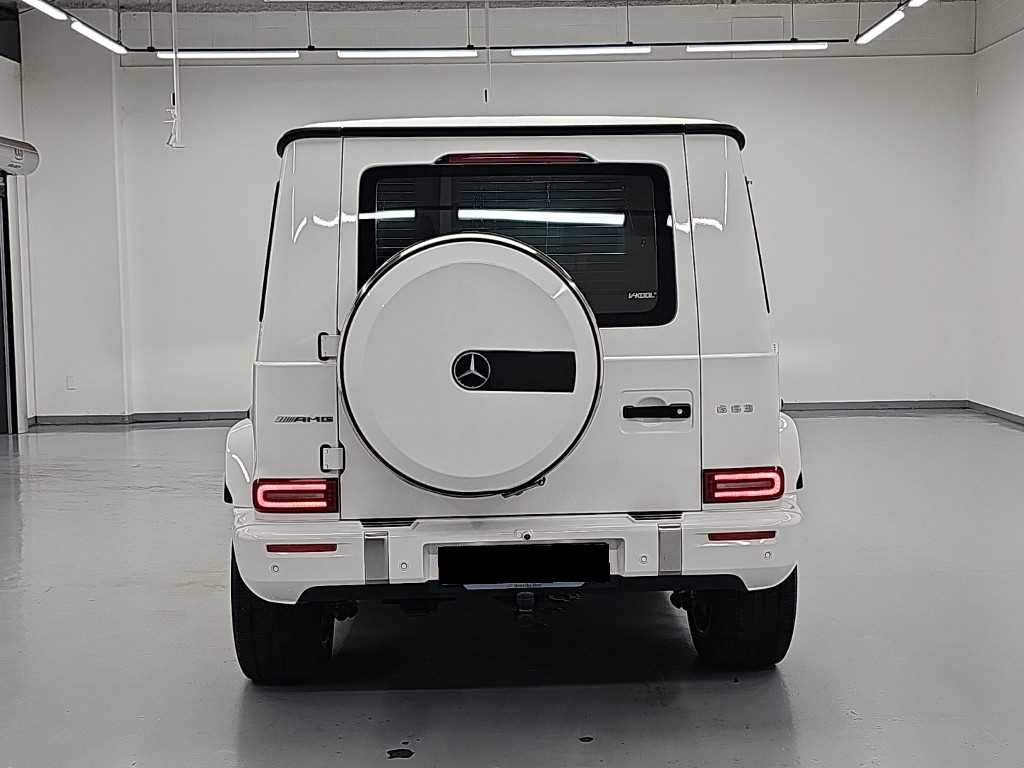 Mercedes-Benz G-Class — photo 02