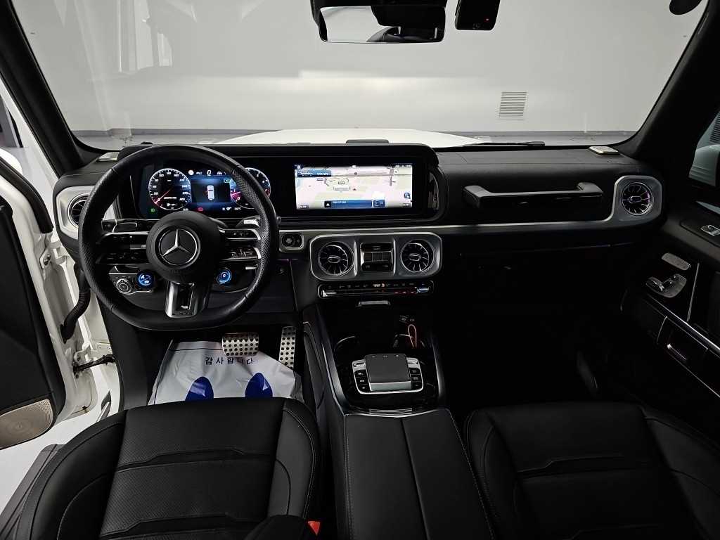 Mercedes-Benz G-Class — photo 07