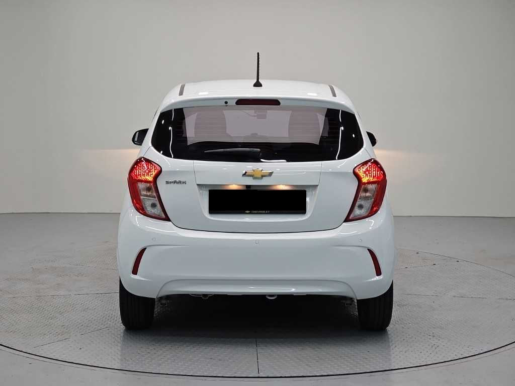 CHEVROLET Spark — photo 03