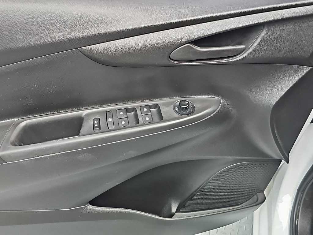 CHEVROLET Spark — photo 15