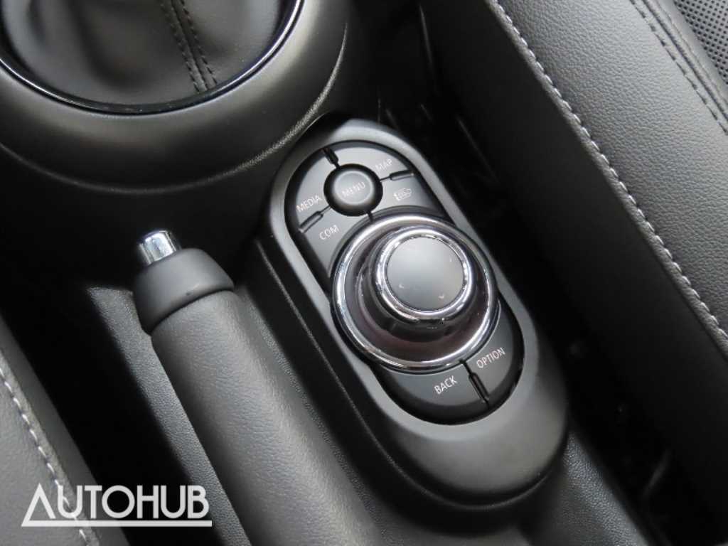 Mini Cooper — photo 08