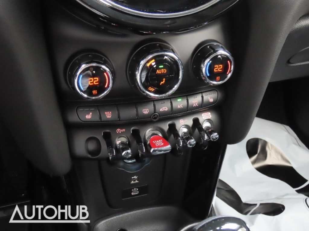 Mini Cooper — photo 09