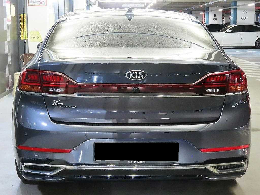 Kia K7 — photo 05