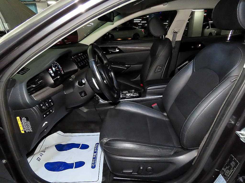 Kia K7 — photo 06