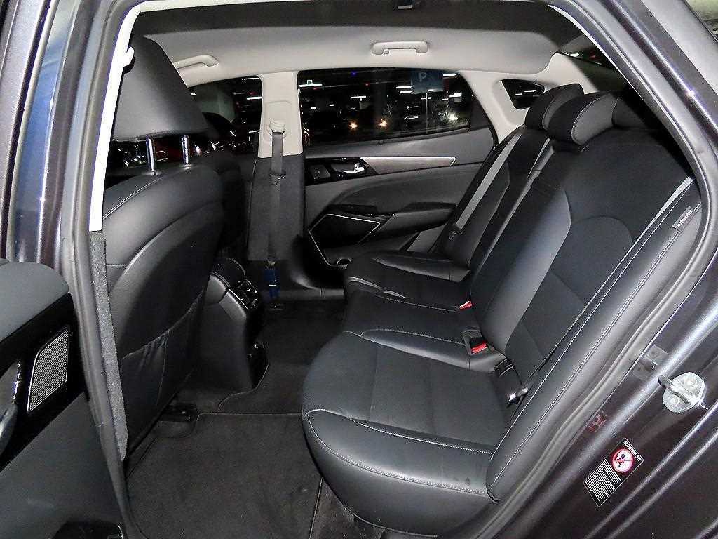 Kia K7 — photo 07