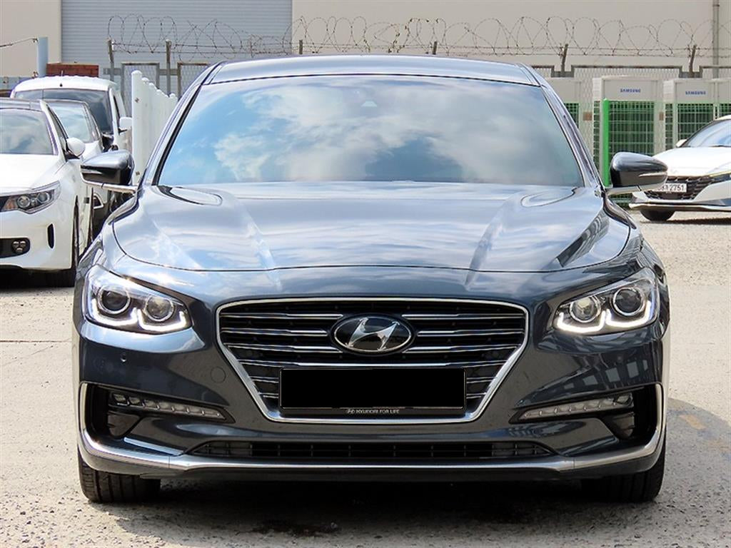 Hyundai Grandeur — photo 01