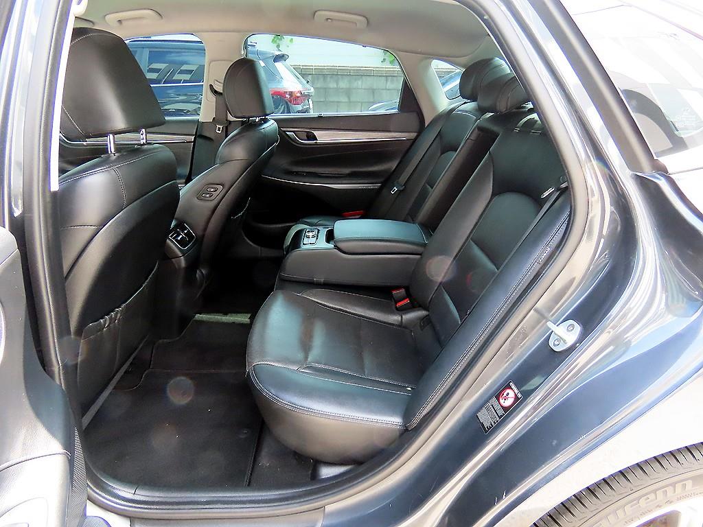 Hyundai Grandeur — photo 06