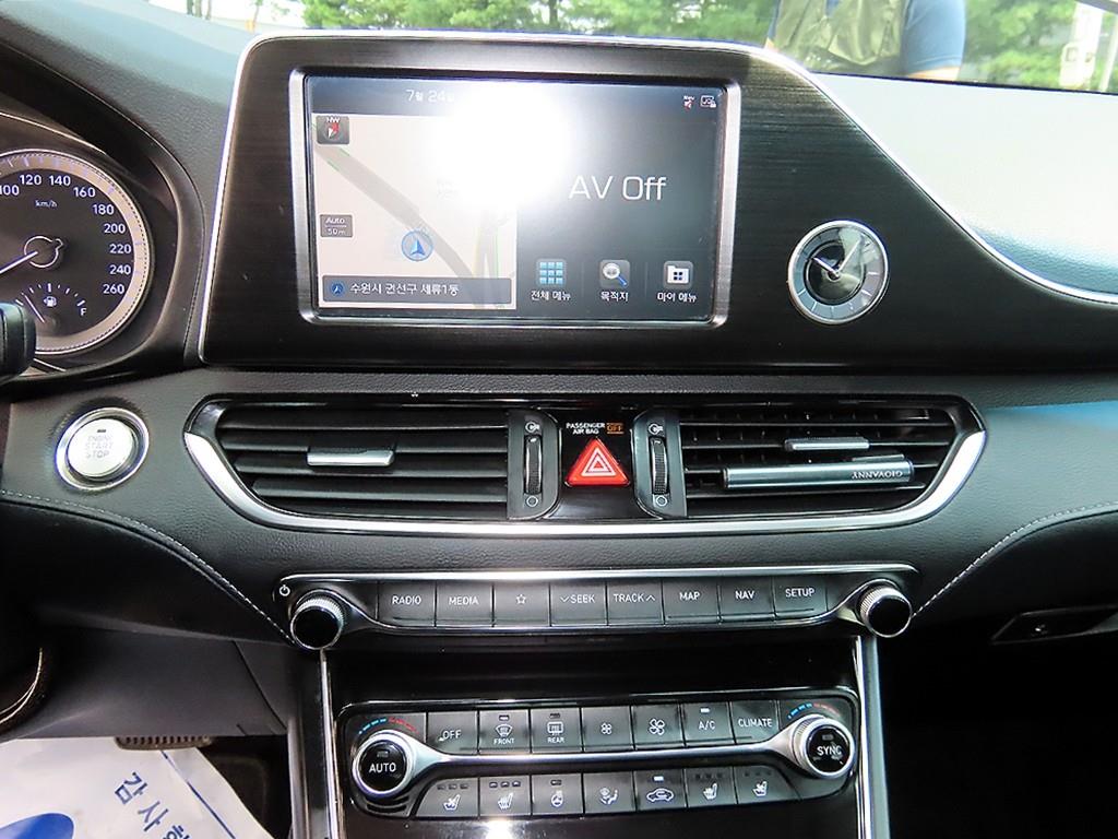 Hyundai Grandeur — photo 13