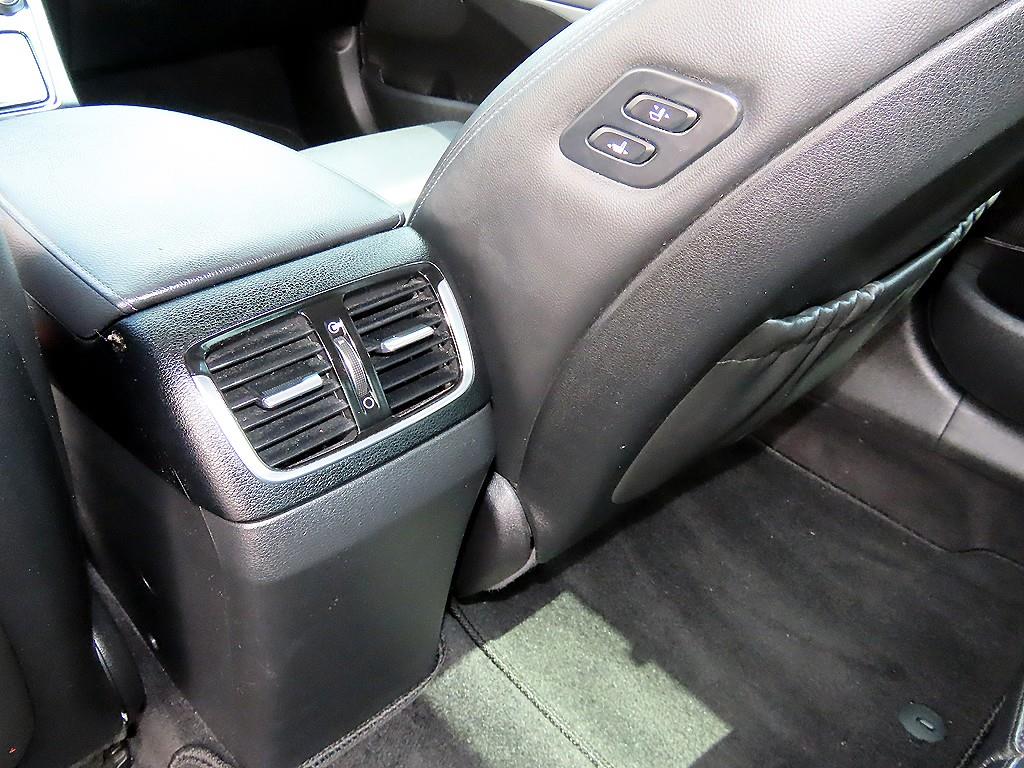 Hyundai Grandeur — photo 17