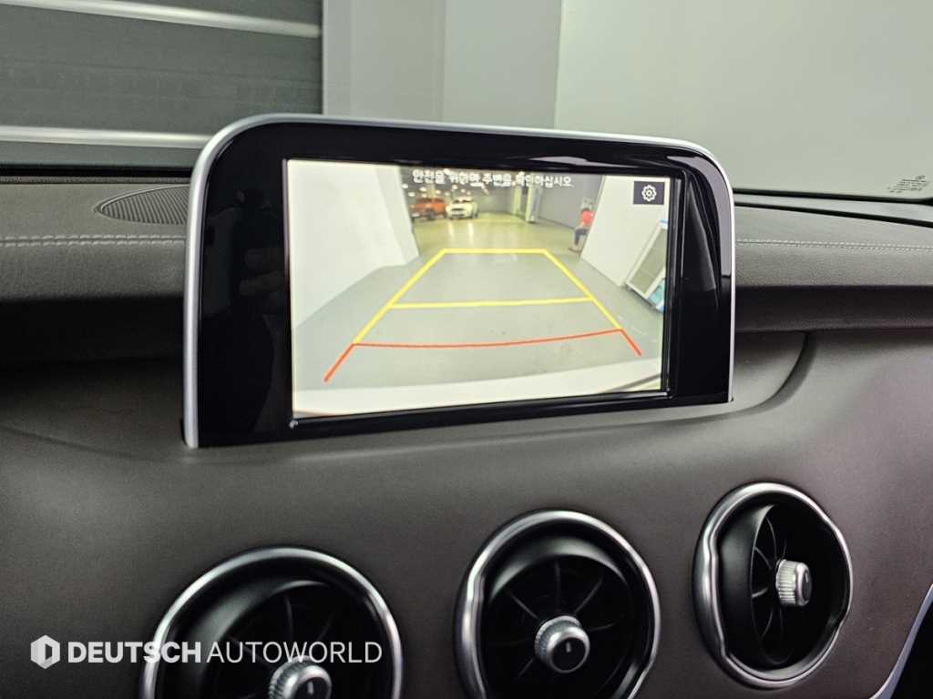 Kia Stinger — photo 15