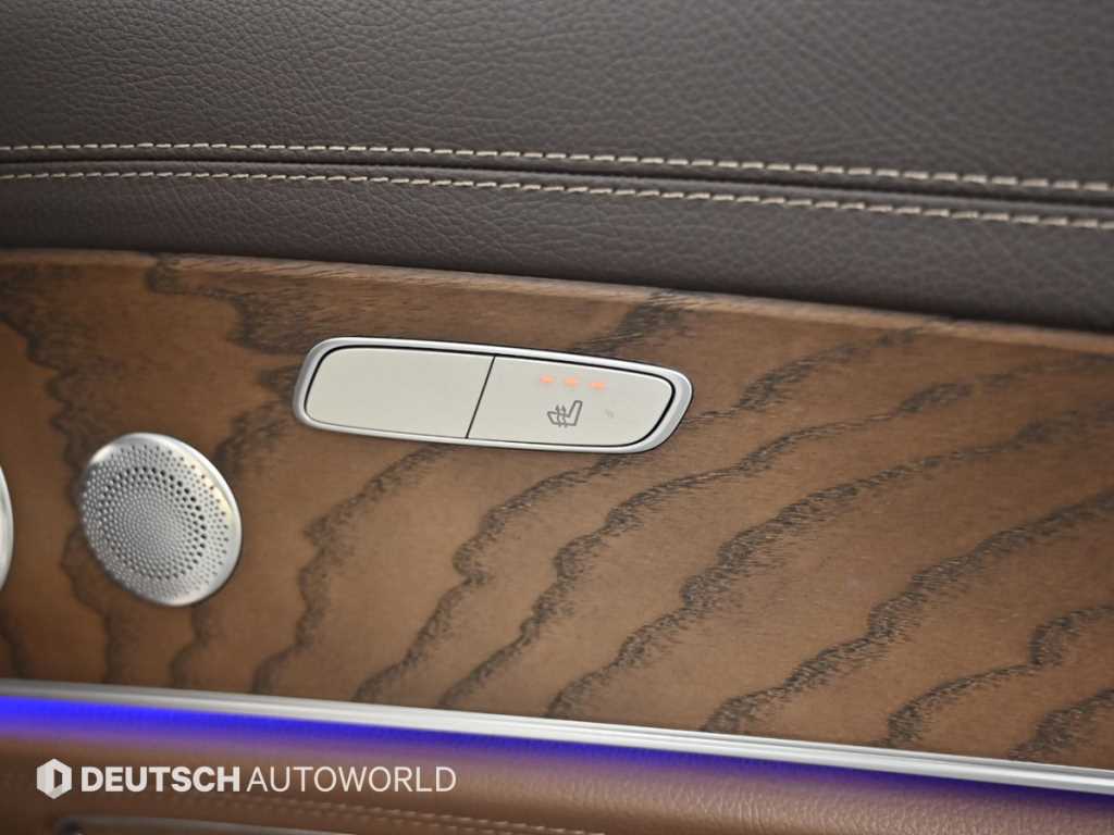Mercedes-Benz E-Class — photo 15
