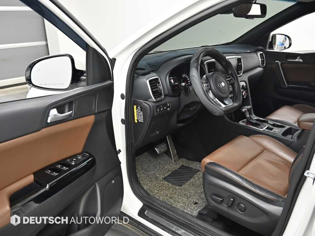 Kia Sportage — photo 09