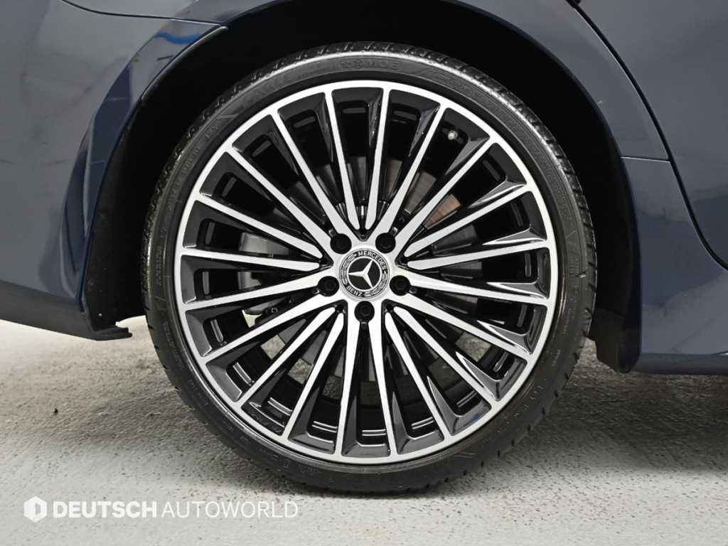 Mercedes-Benz CLS-Class — photo 06