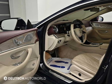 Mercedes-Benz CLS-Class — photo 11