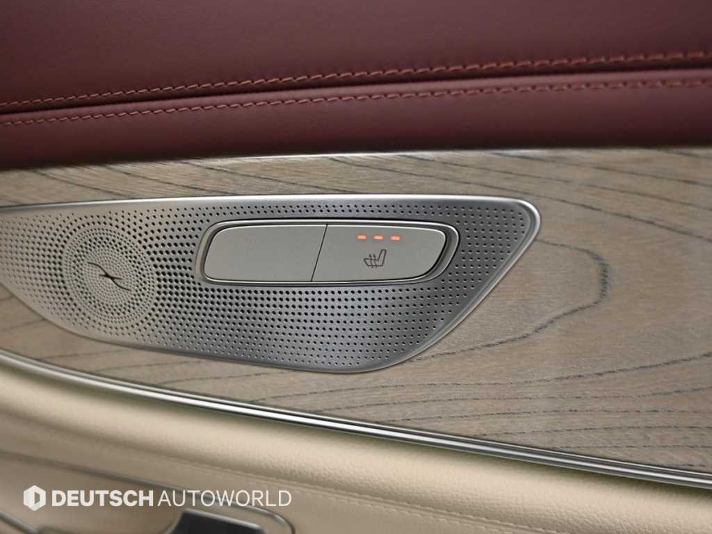 Mercedes-Benz CLS-Class — photo 16