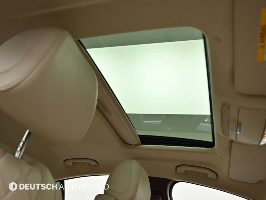 Mercedes-Benz CLS-Class — photo 18