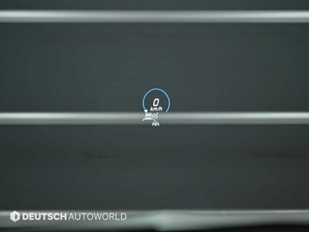 Mercedes-Benz GLA-Class — photo 17
