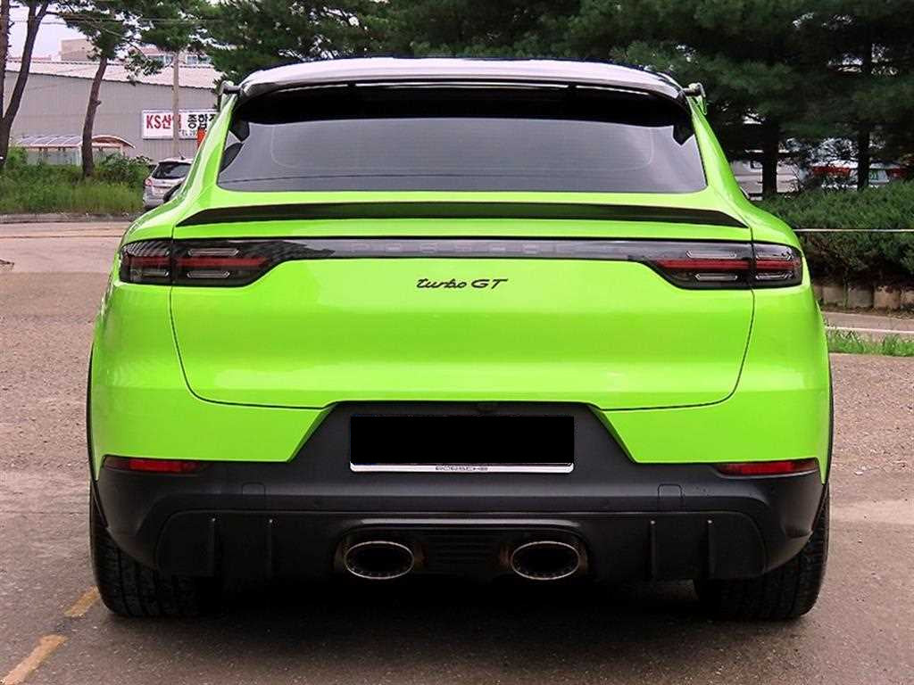 Porsche Cayenne — photo 04
