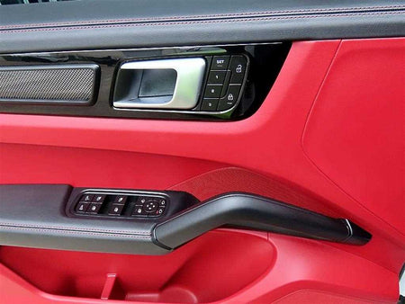 Porsche Cayenne — photo 12