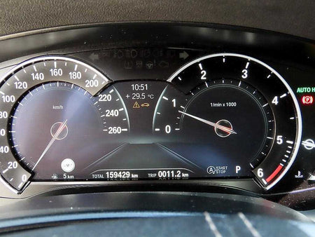 BMW 5-Series — photo 09