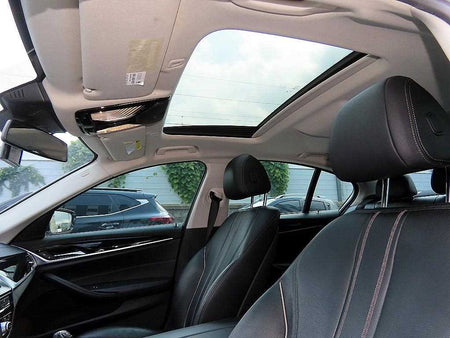 BMW 5-Series — photo 17