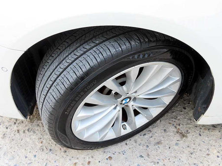 BMW 5-Series — photo 20