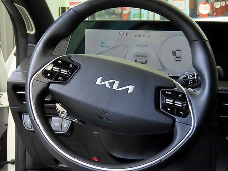 Kia EV6 — photo 08