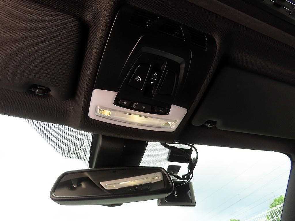 BMW 4-Series — photo 17