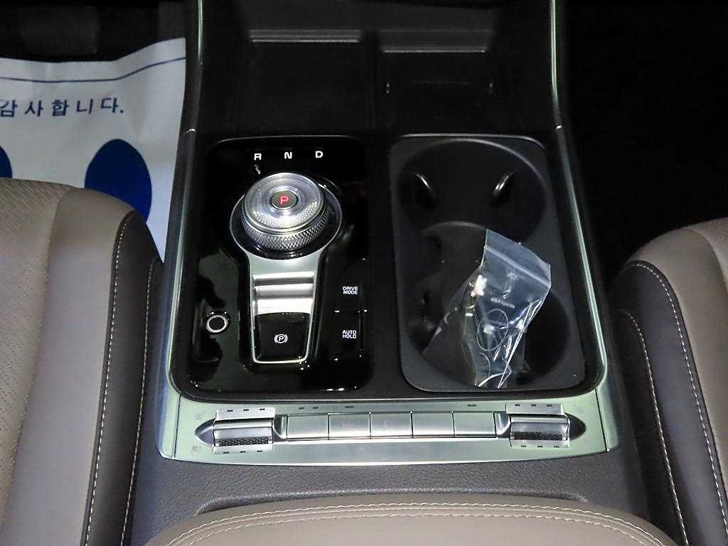 Kia Carnival — photo 12