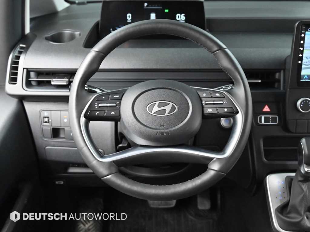 Hyundai Staria — photo 13