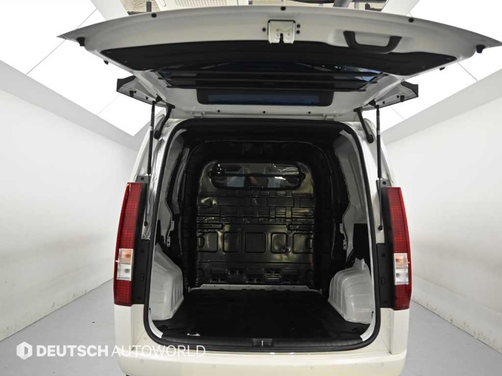 Hyundai Staria — photo 19