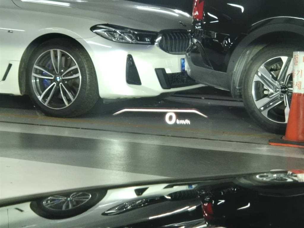 Genesis G80 — photo 18