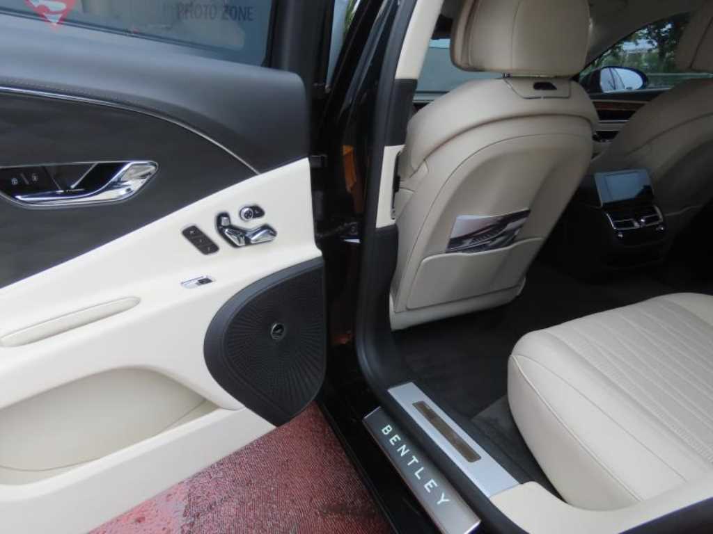 Bentley Flying Spur — photo 07