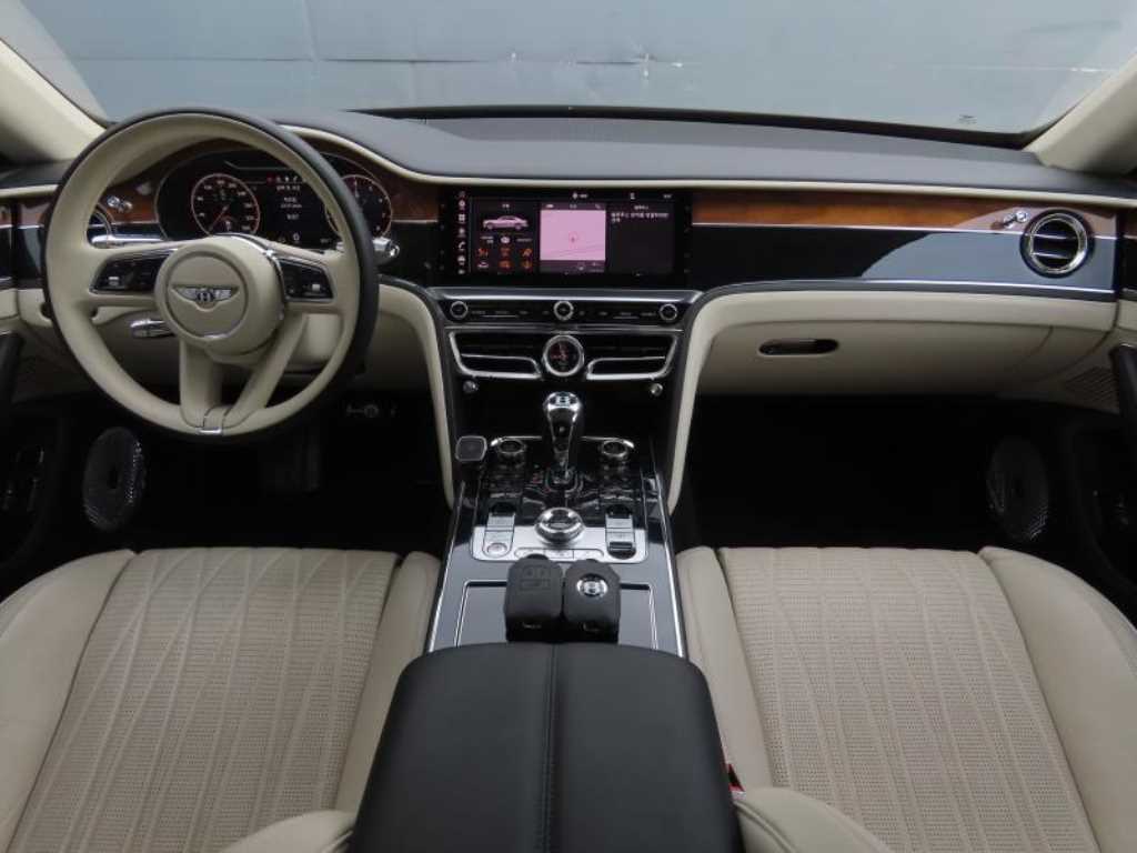 Bentley Flying Spur — photo 09