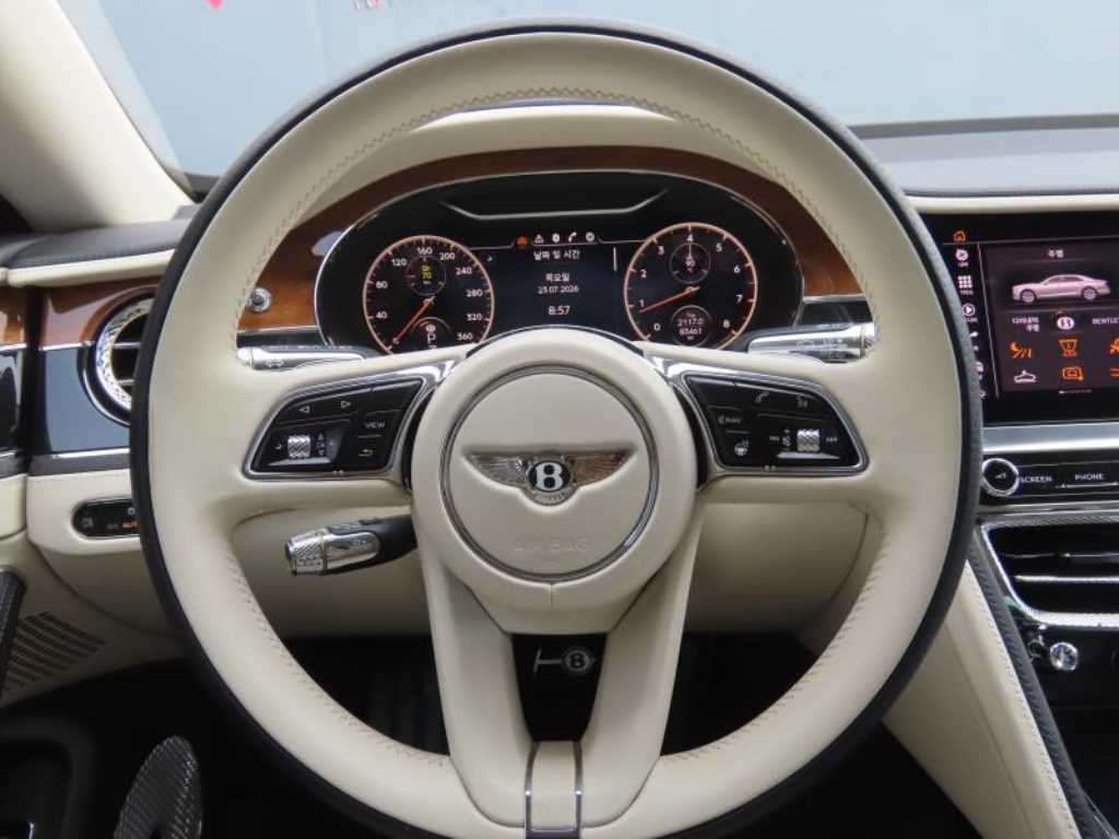 Bentley Flying Spur — photo 11