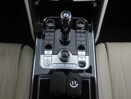 Bentley Flying Spur — photo 13