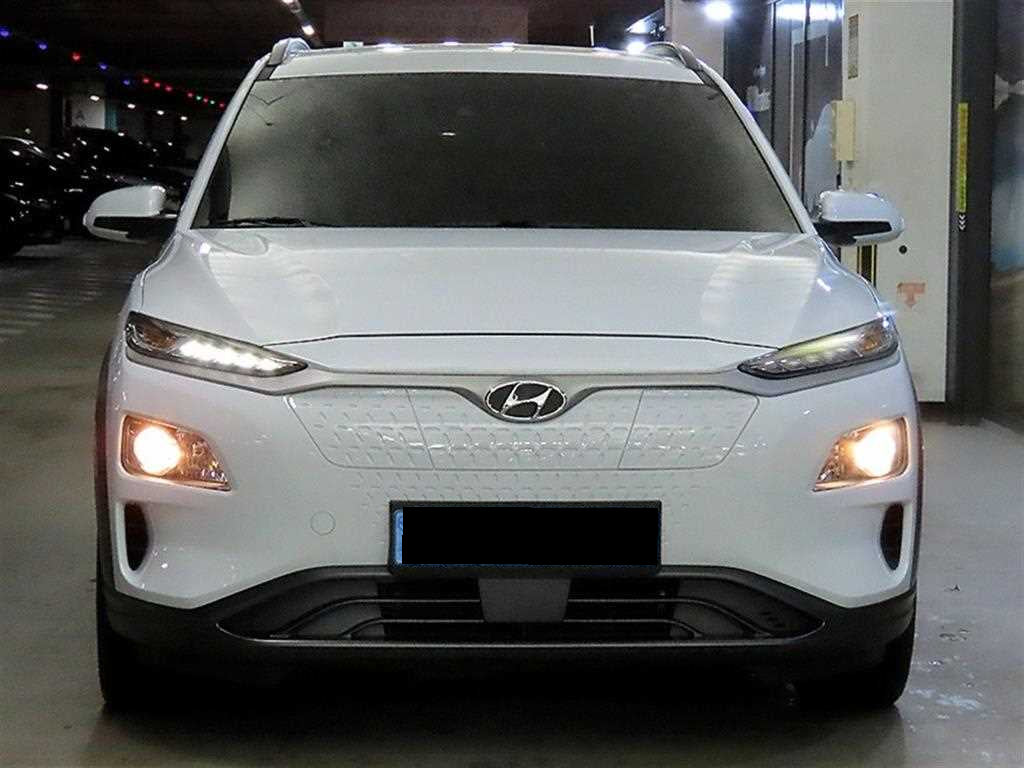 Hyundai Kona — photo 02