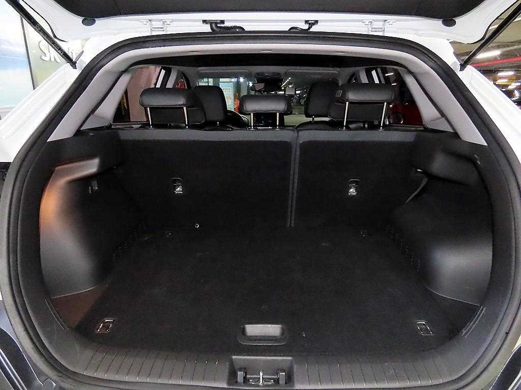 Hyundai Kona — photo 17