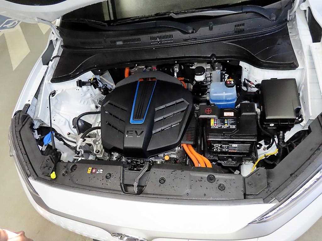 Hyundai Kona — photo 18