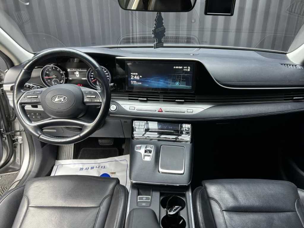 Hyundai Grandeur — photo 08