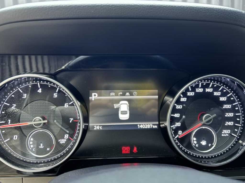 Hyundai Grandeur — photo 15