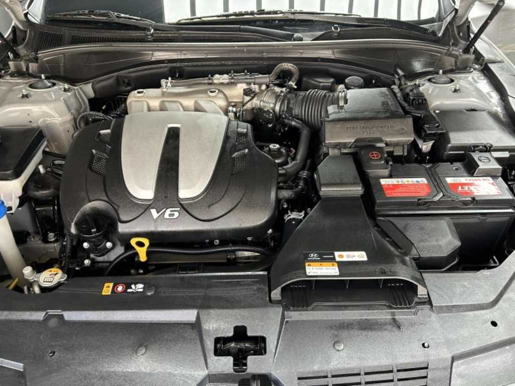 Hyundai Grandeur — photo 17