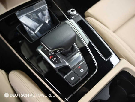 Audi Q5 — photo 09