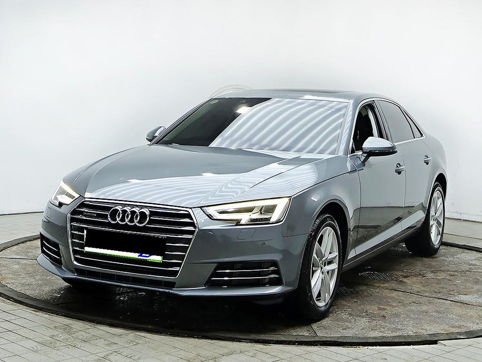 Audi A4 — photo 02