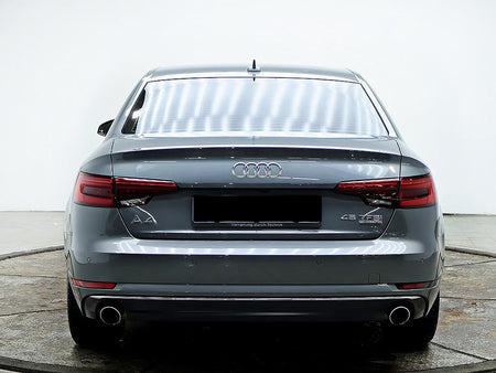 Audi A4 — photo 03